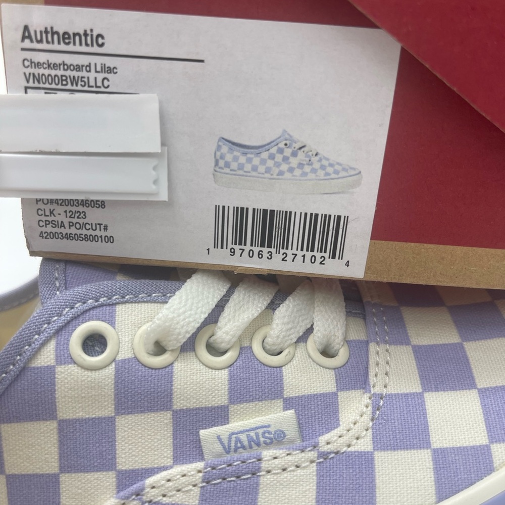 Vans WMNS Authentic
Checkerboard Lilac Sneakers
VN000BW5LLC
Lavender - Picture 14 of 16